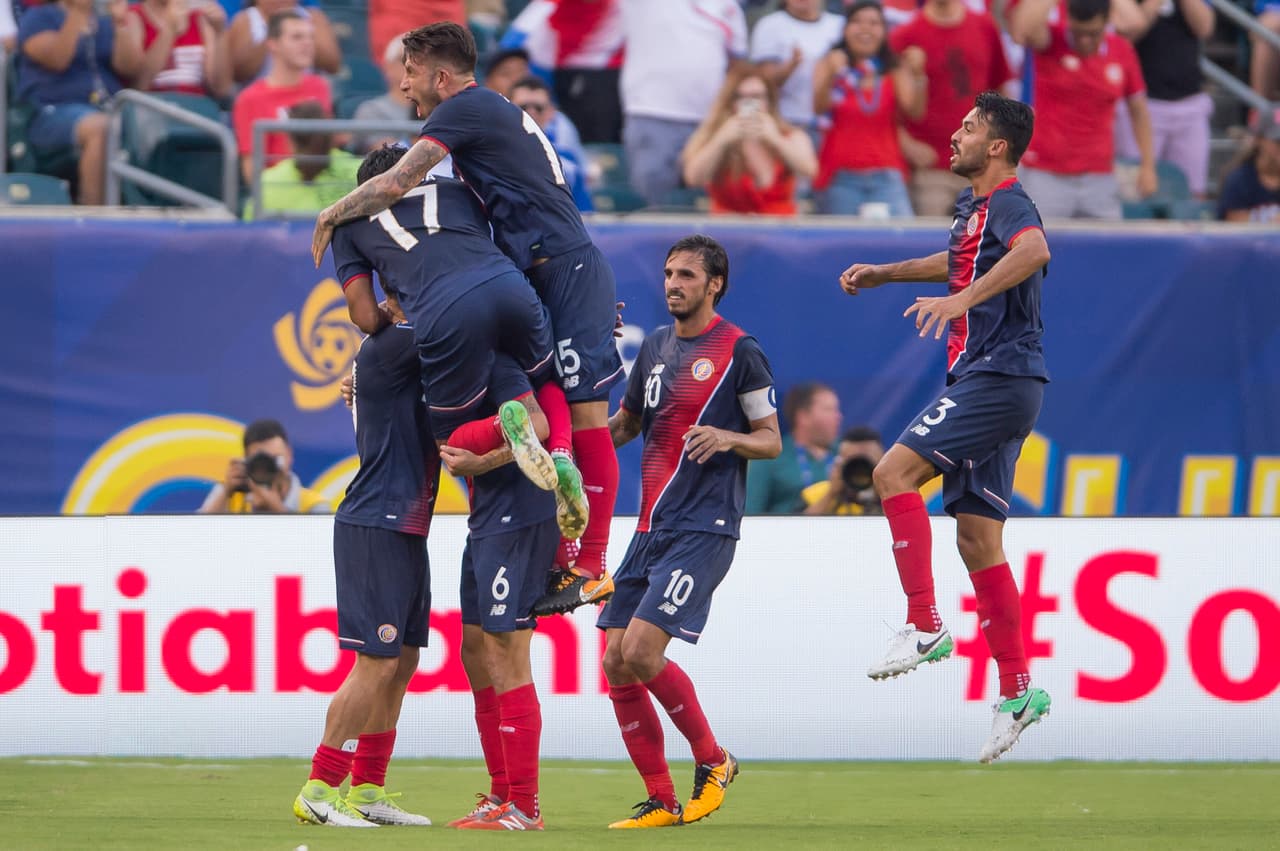Sin embargo, solo hasta el minuto 77 se rompió la igualdad y fue con un gol en propia puerta de los panameños.