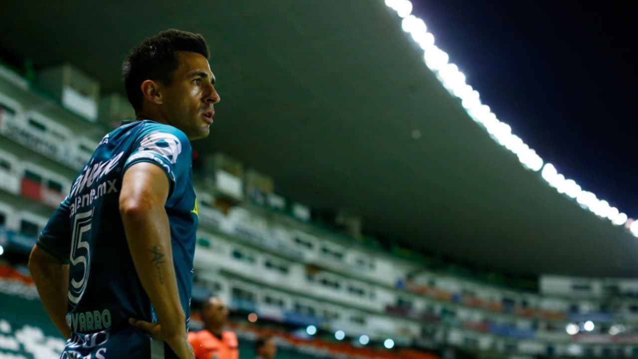 Ignacio Ambriz anuncia que renovará tres años con León