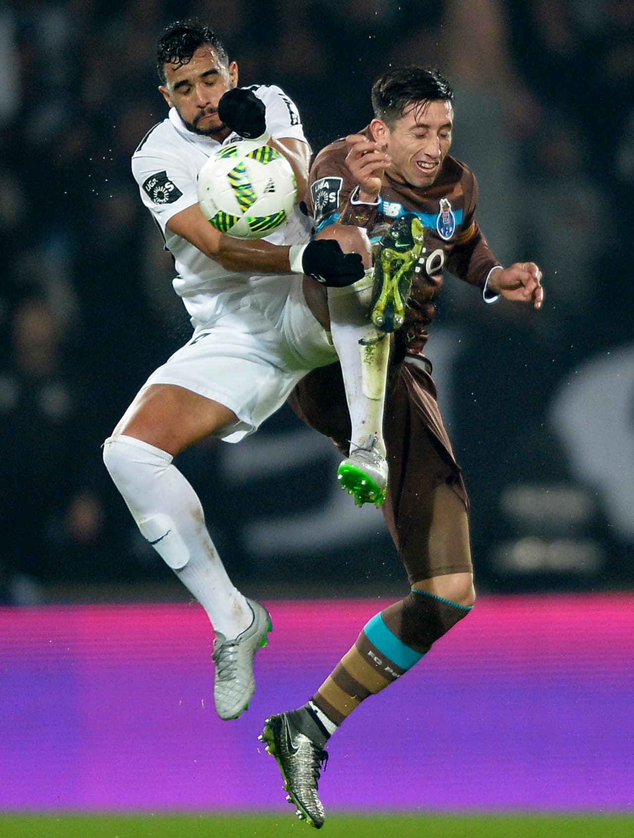 El Porto pierde con un error de Casillas