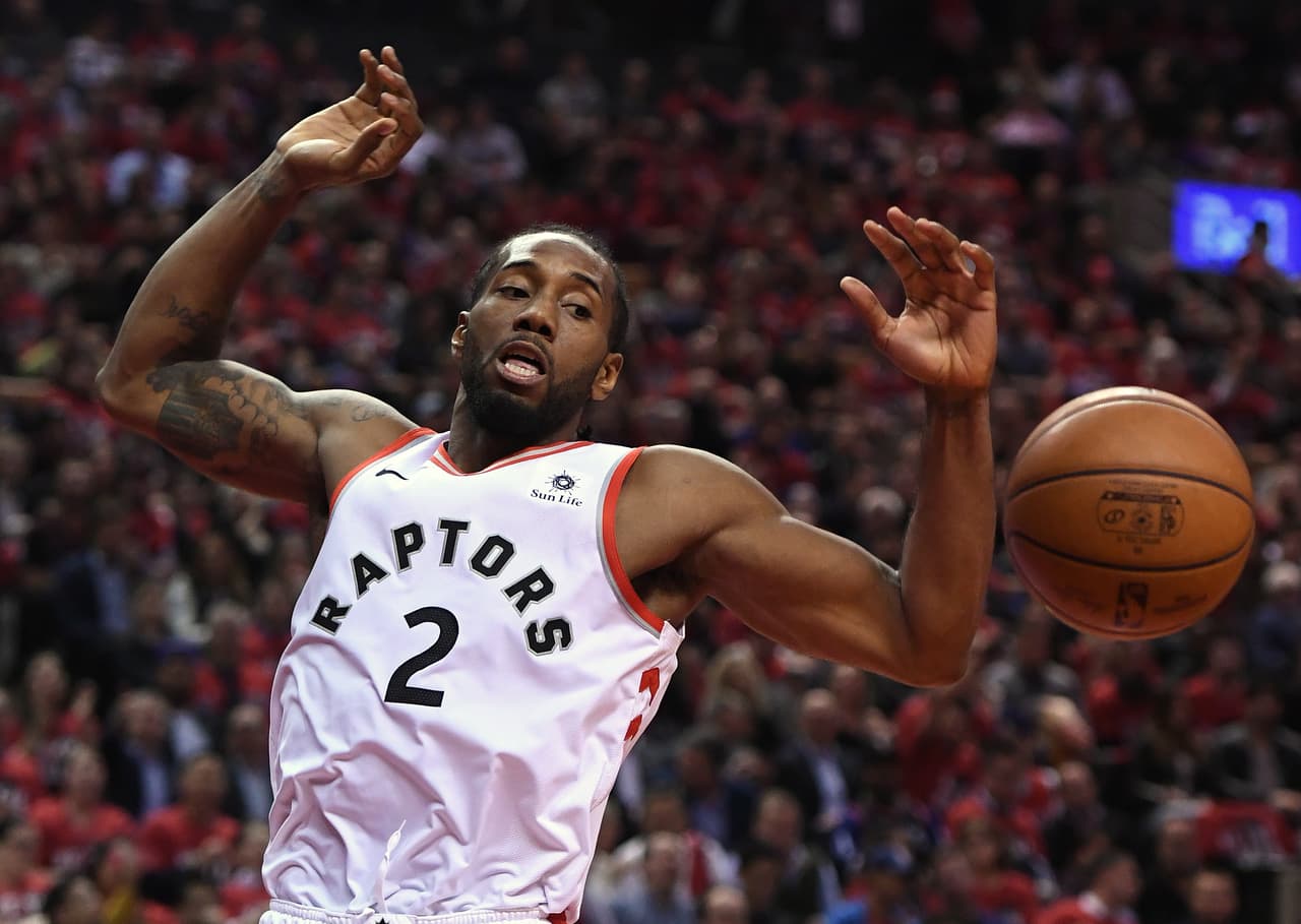 Por cuarto año consecutivo los Toronto Raptors se anidan en la segunda ronda de los Playoffs de la Conferencia del Este en la NBA, al eliminar en cinco partidos al Orlando Magic con una contundente paliza de 115-96, gracias a una gran actuación de Kawhi Leonard y de Pascal Siakam.
