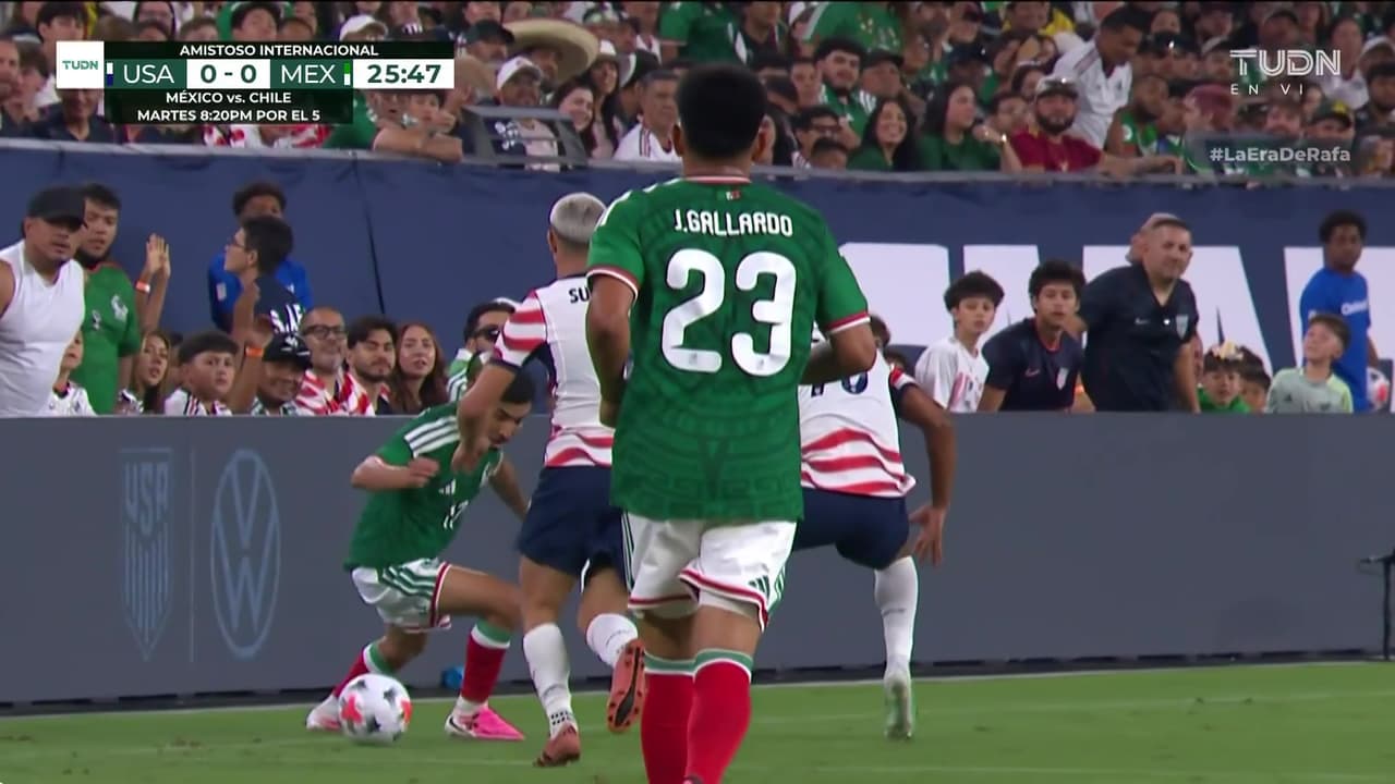 ¡Vístete, Orbelín Pineda! El mexicano nos regaló una jugada por las que mueres