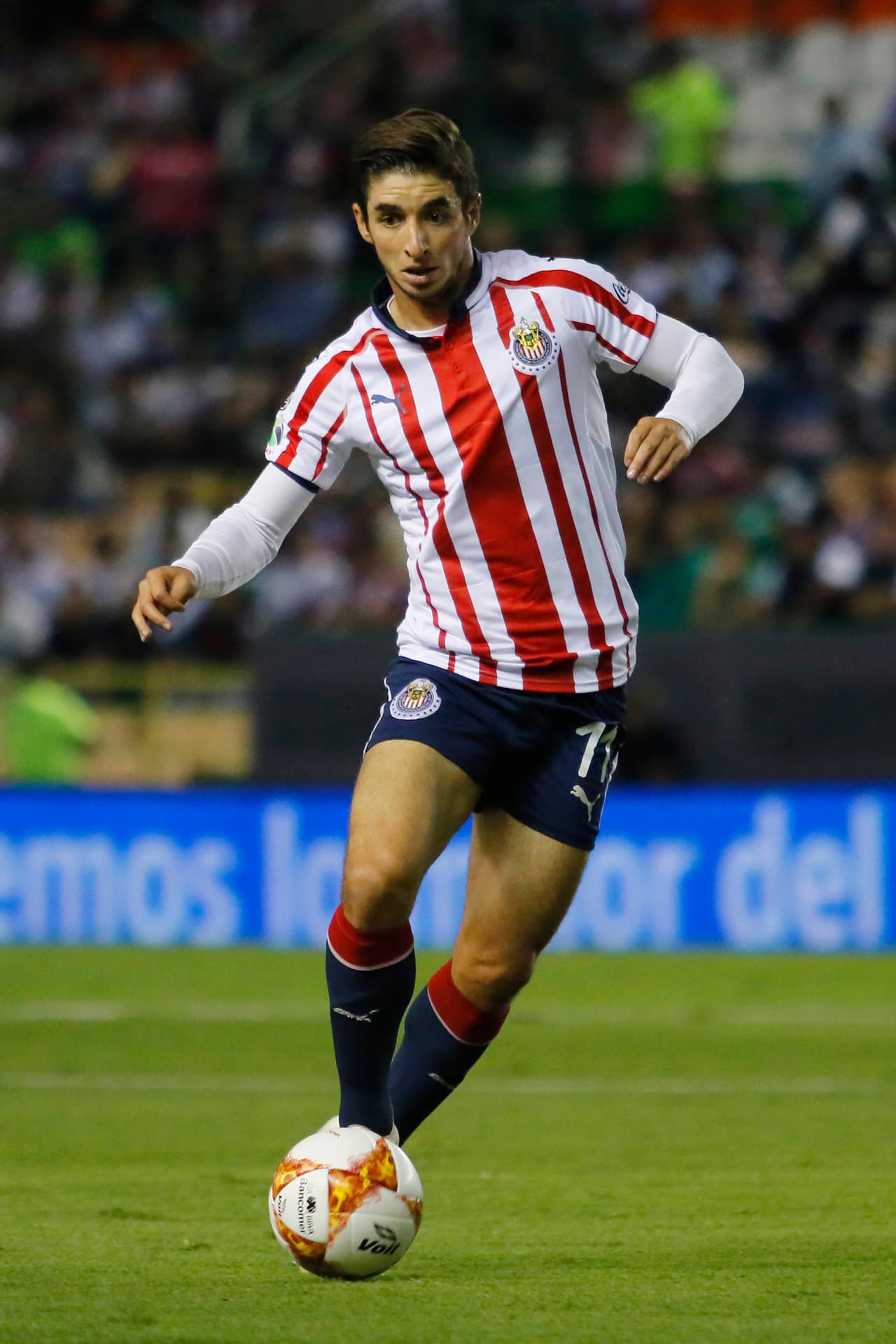 <b>Volante:</b> Isaac Brizuela (Chivas de Guadalajara, 76)