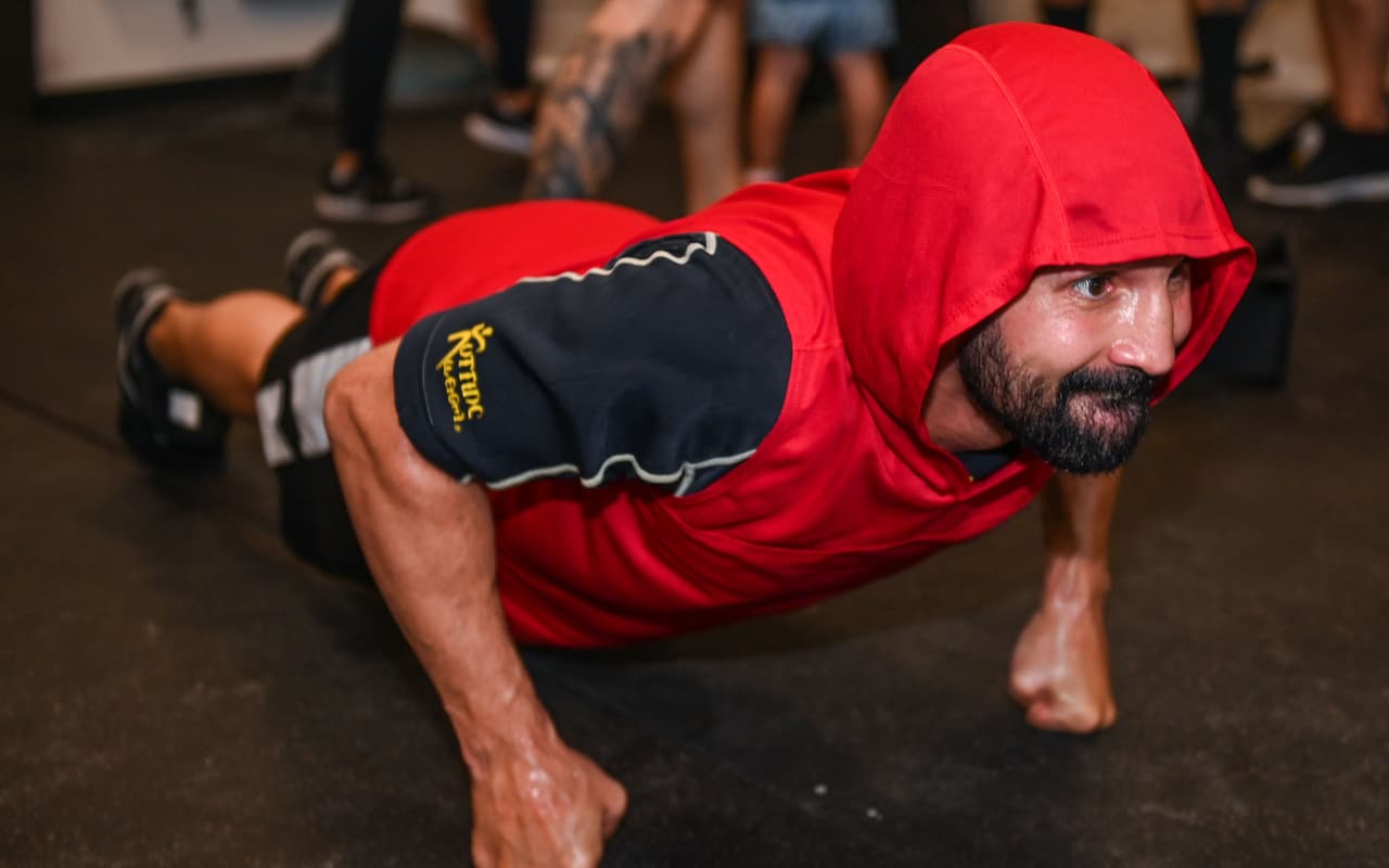 Paul Malignaggi y Artem Lobov finalmente podrán arreglar sus diferencias en el entarimado del 'boxeo en esteroides', Bare Knuckle Fighting Championship, este sábado en Florida.