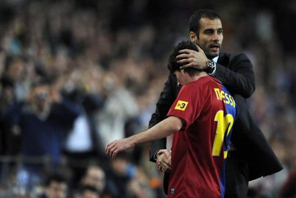 Un momento que muchos recordarán fue cuando Guardiola engrandeció a Messi en una conferencia de prensa diciendo: ‘Estamos ante el mejor en todos los sentidos. Es capaz de hacerlo todo y cada tres días’.