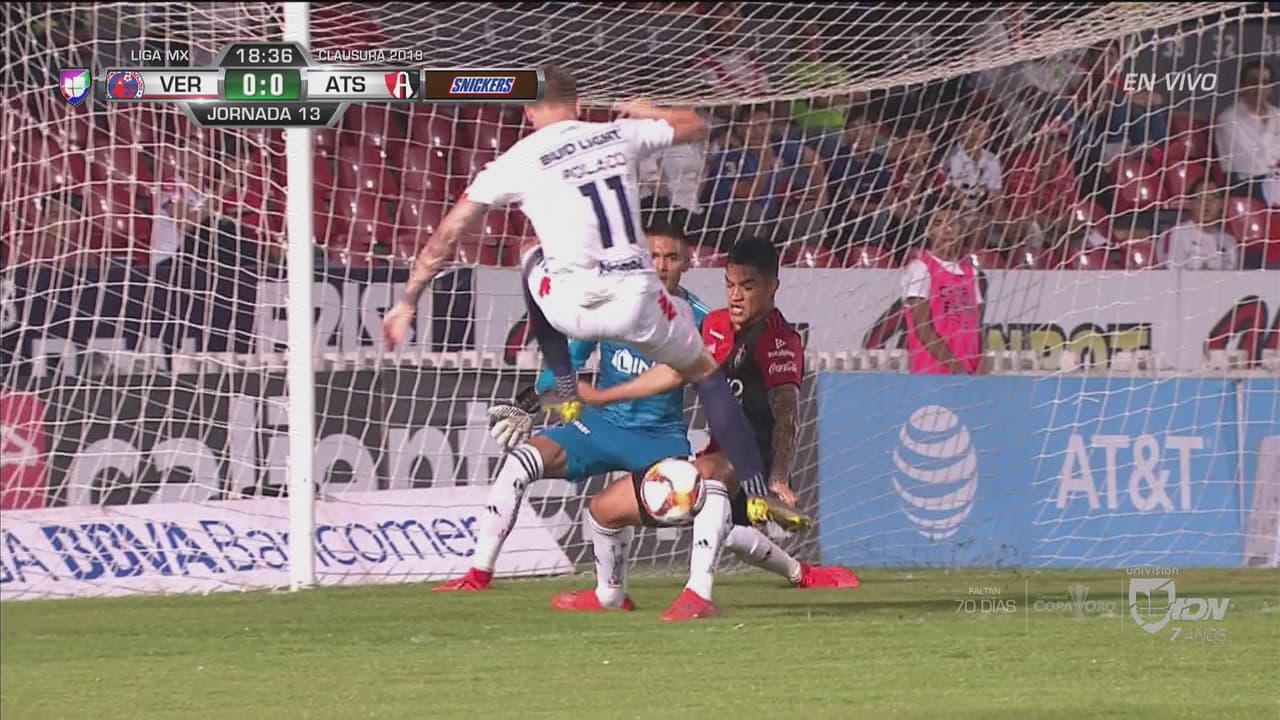 ¡Ni que fuera piñata! El 'Polaco' abanicó FEO la primera del Veracruz