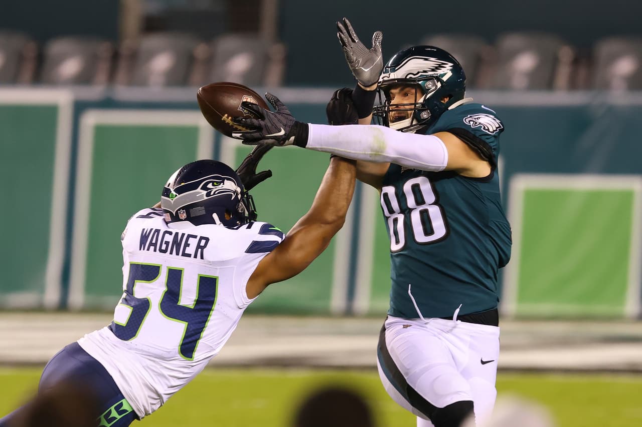 Seattle juega mejor y Seahawks vencen 23-17 a los Philadelphia Eagles.