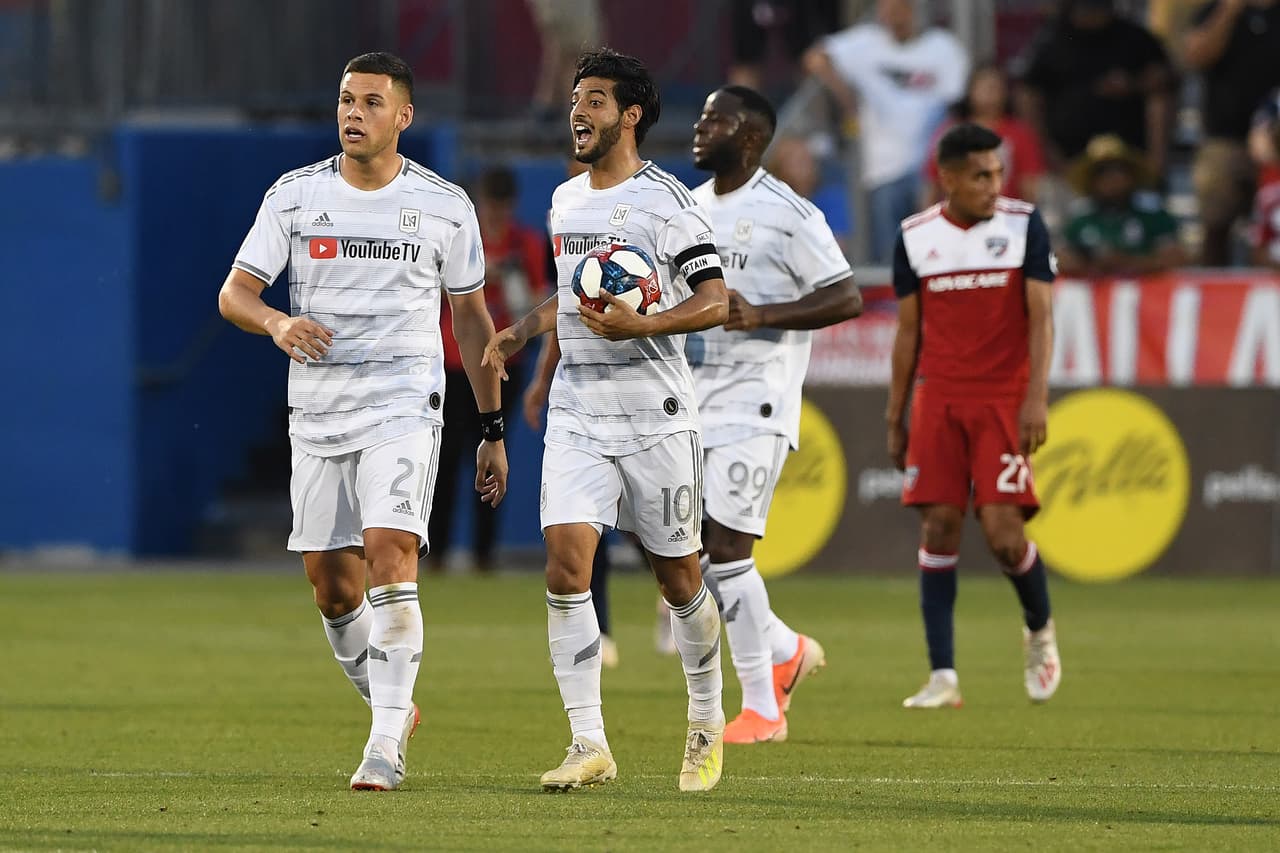 Es así como Carlos Vela (10) festejó su gol ante el FC Dallas en Toyota Stadium.