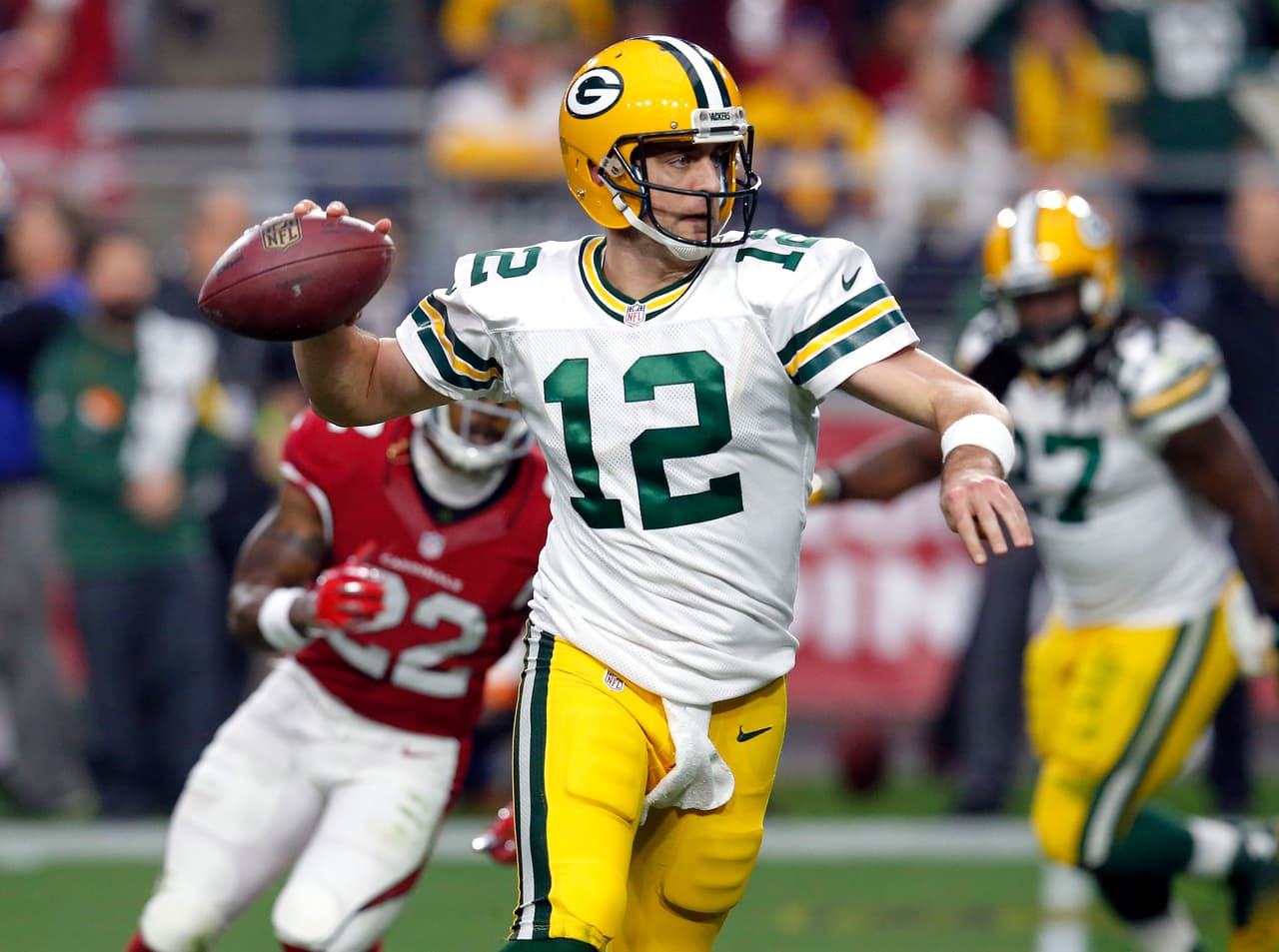 Los Arizona Cardinals apalearon 38-8 a los Green Bay por lo que todavía aspiran ser el número uno de la Conferencia Nacional en los playoffs.