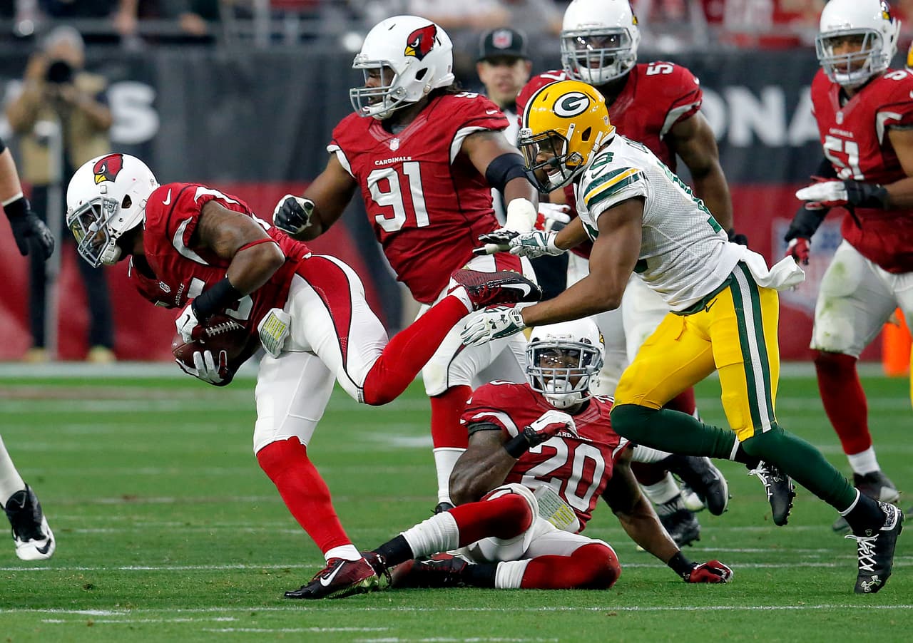 Los Arizona Cardinals apalearon 38-8 a los Green Bay por lo que todavía aspiran ser el número uno de la Conferencia Nacional en los playoffs.