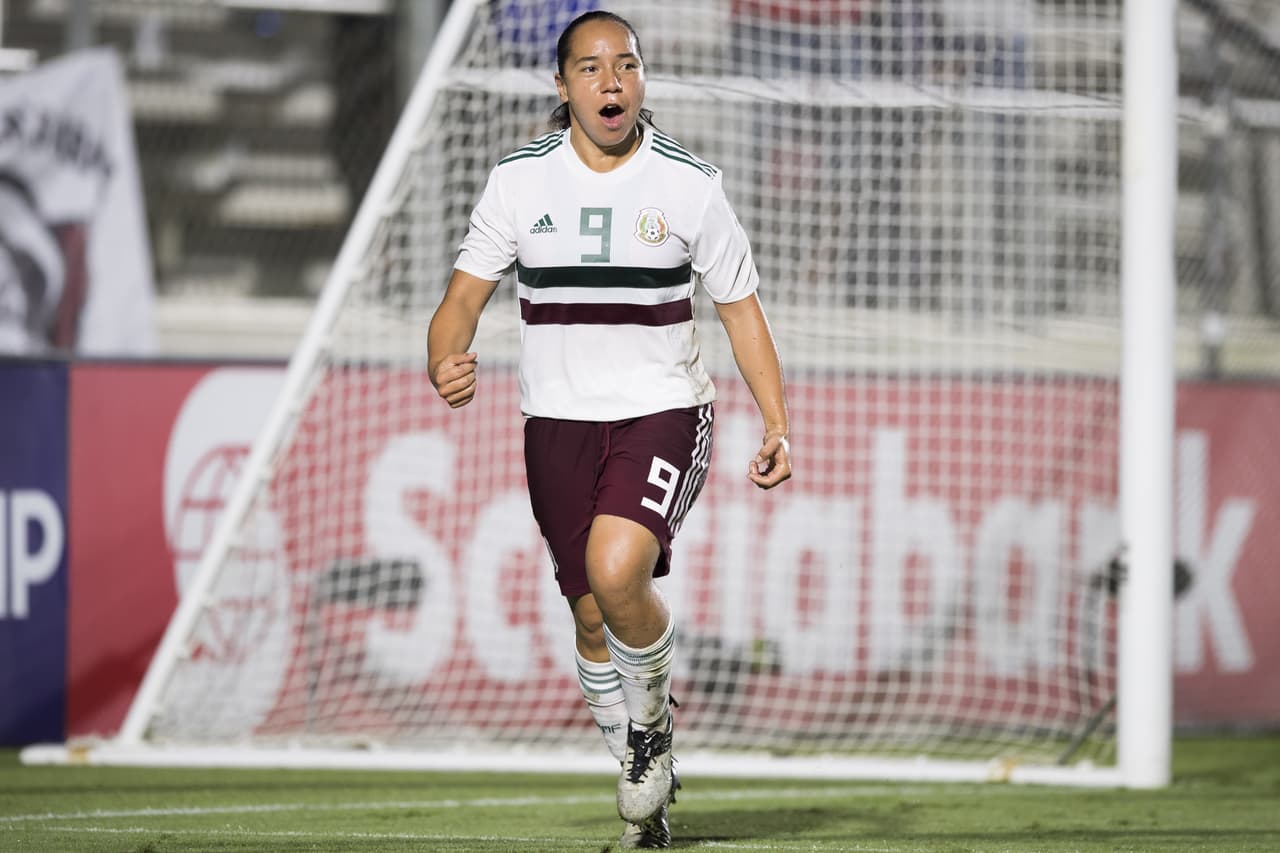 Charlyn Corral, máxima goleadora de la Liga en la 2017-18, llegó para reforzar al Atlético de Madrid, actual campeón del torneo.