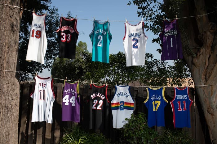 Esta entrega hace honor tanto a las leyendas de la NBA, como a los jugadores actuales que están dando forma a su futuro.