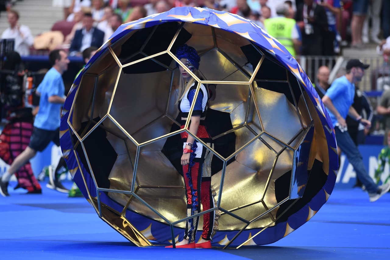 Era Istrefi, Will Smith y Nicky Jam prendieron la fiesta en la ceremonia de clausura en el estadio de Luzhniki, con un colorido y espectáculo y recordando los buenos momentos de Rusia 2018.