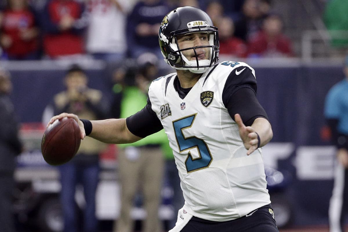 El QB entra a su segunda campaña en la NFL con los Jacksonville Jaguars. Checa las mejores imágenes del ex jugador de Central Florida (AP-NFL).