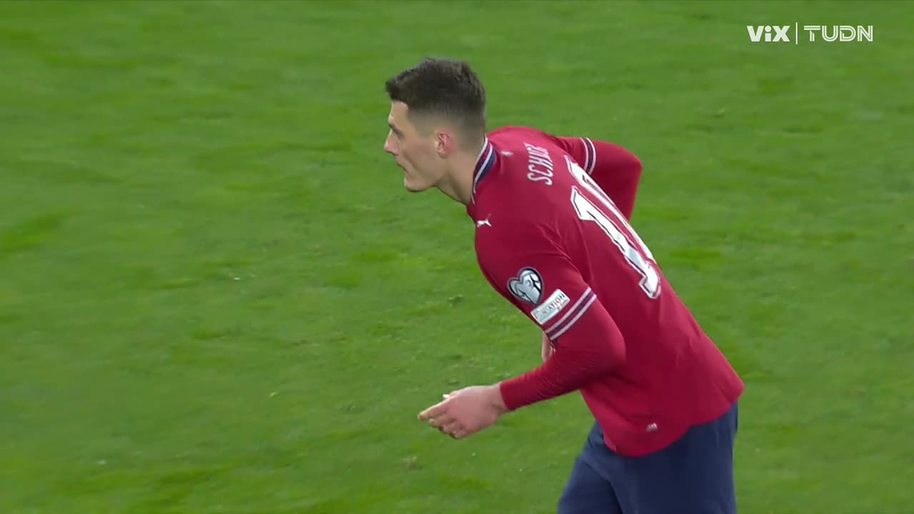 Título: Schick enciende la esperanza: Chequia descuenta