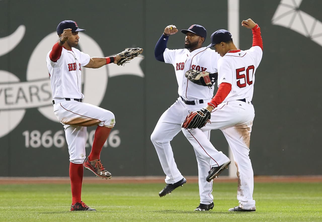 Boston venció 13-5 a Oakland