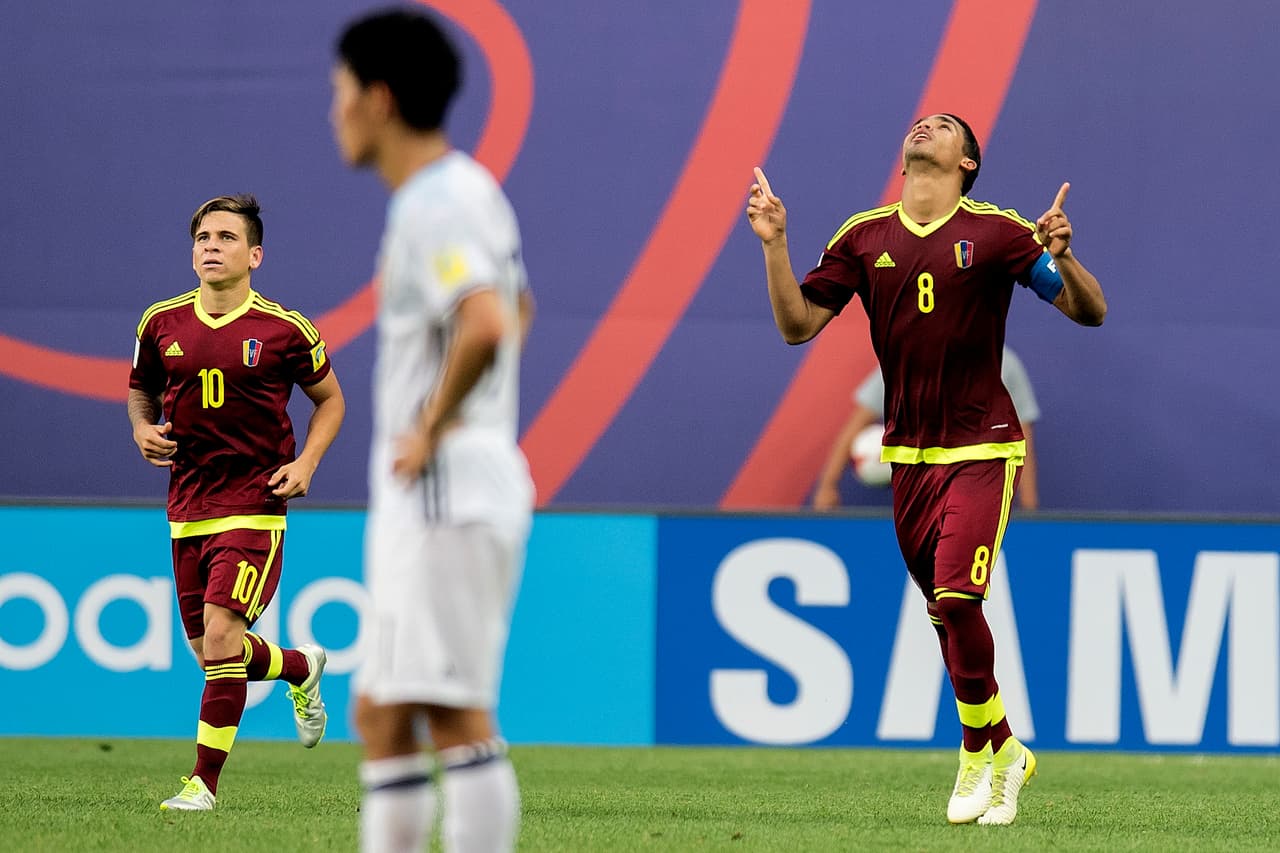 En un partido cerrado, el tanto llegó por medio de una pelota quieta y la definición de Herrera.