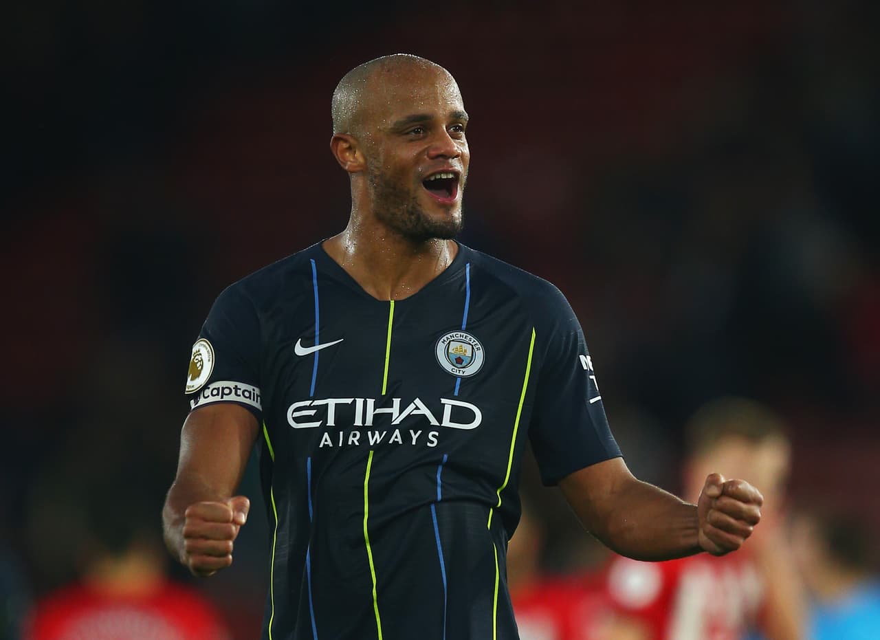 Siendo referente del Manchester City por varios años, Vincent Kompany cambiará de aires a final de temporada. Aún no se conoce interés de algún grande, por lo que solo queda esperar a que finalice el curso 2018/19.