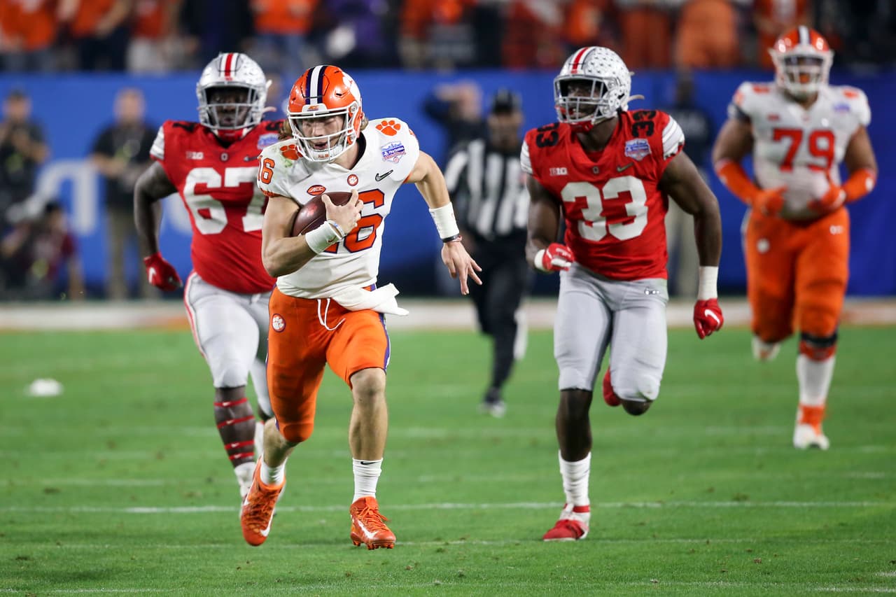 Clemson saca las garras, vence a Ohio State y defiende su título