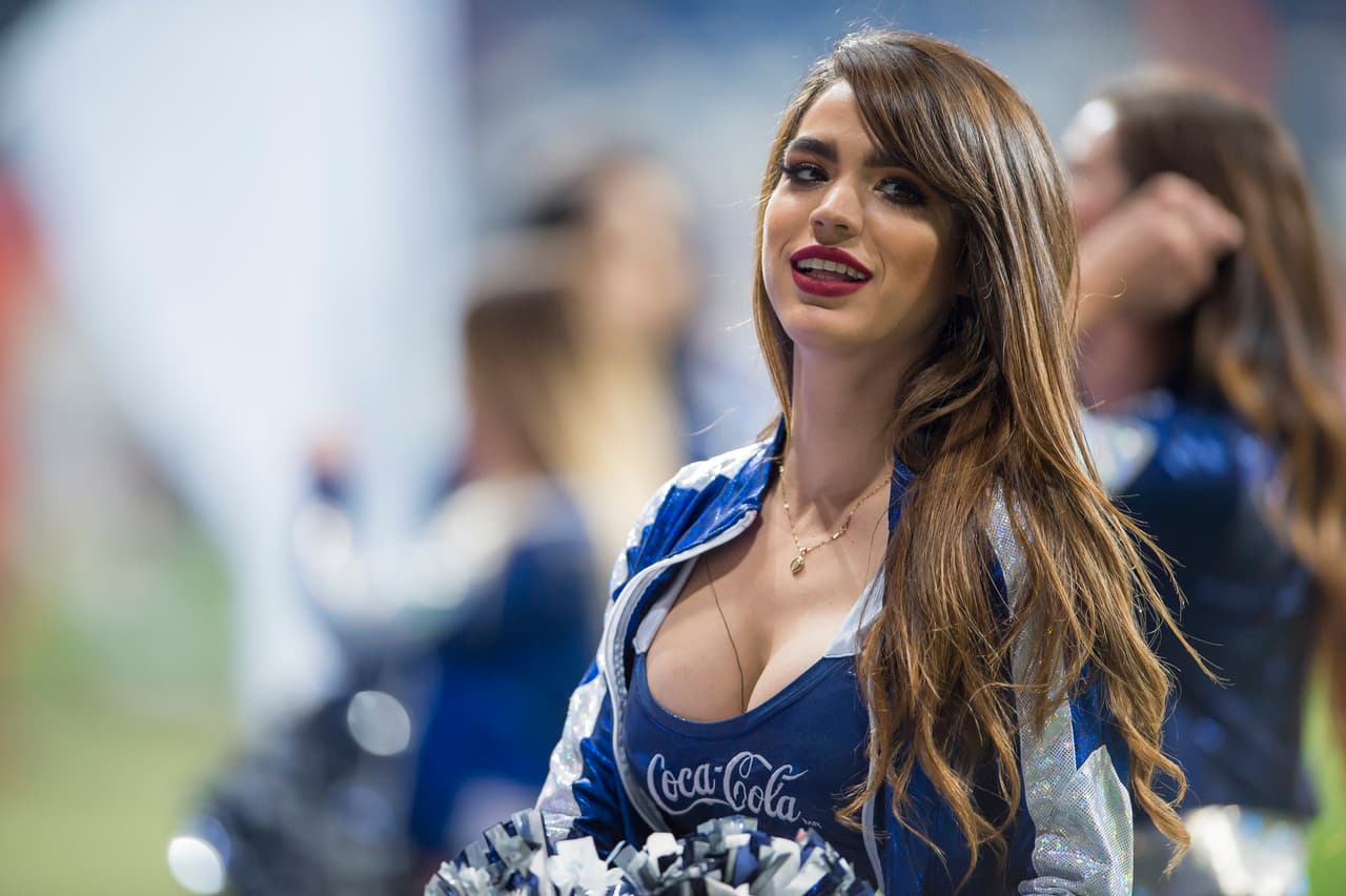 Como no podía ser de otra manera, la belleza en la final de la Copa MX se tomó el estadio BBVA Bancomer para engalanar la jornada.