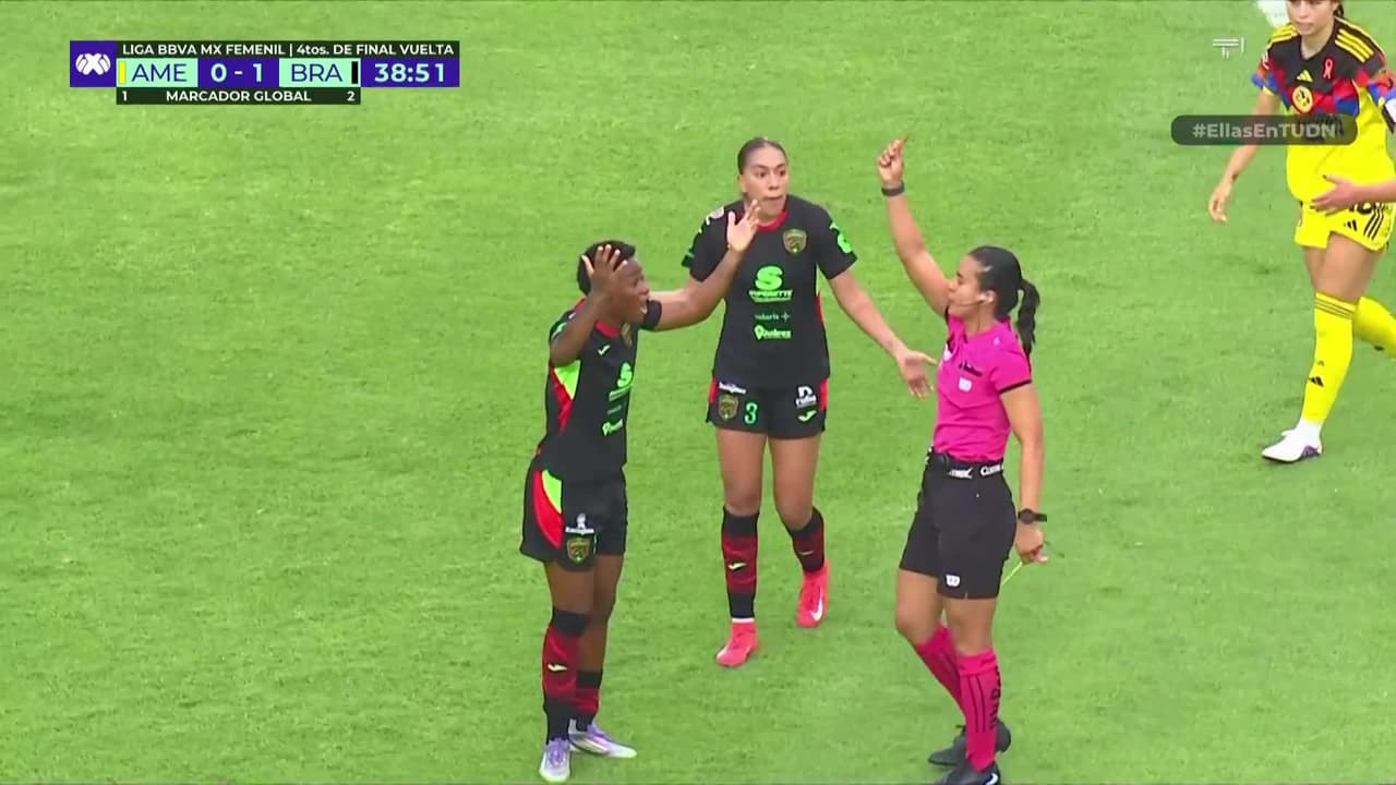 ¡Sacan doble amarilla a jugadora de Bravas por esta grave falta!