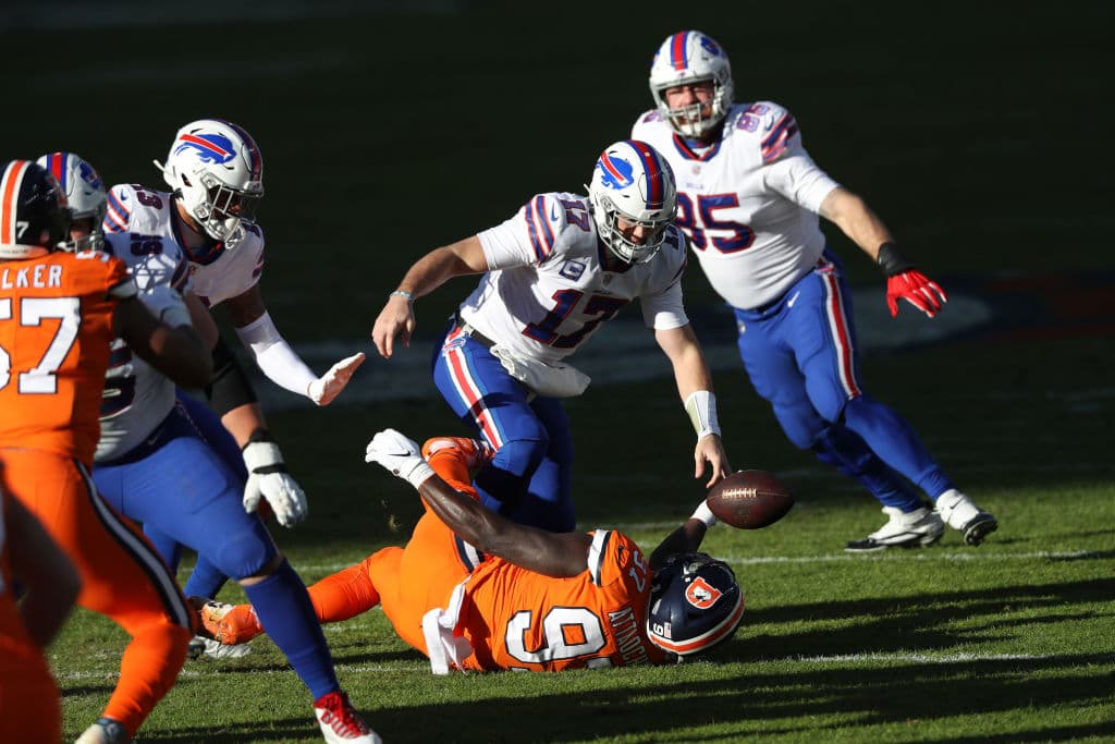 Aunque los de casa despertaban en el segundo cuarto, no pudieron evitar la derrota 19-48. El siguiente compromiso de los de Buffalo será en Nueva Inglaterra.