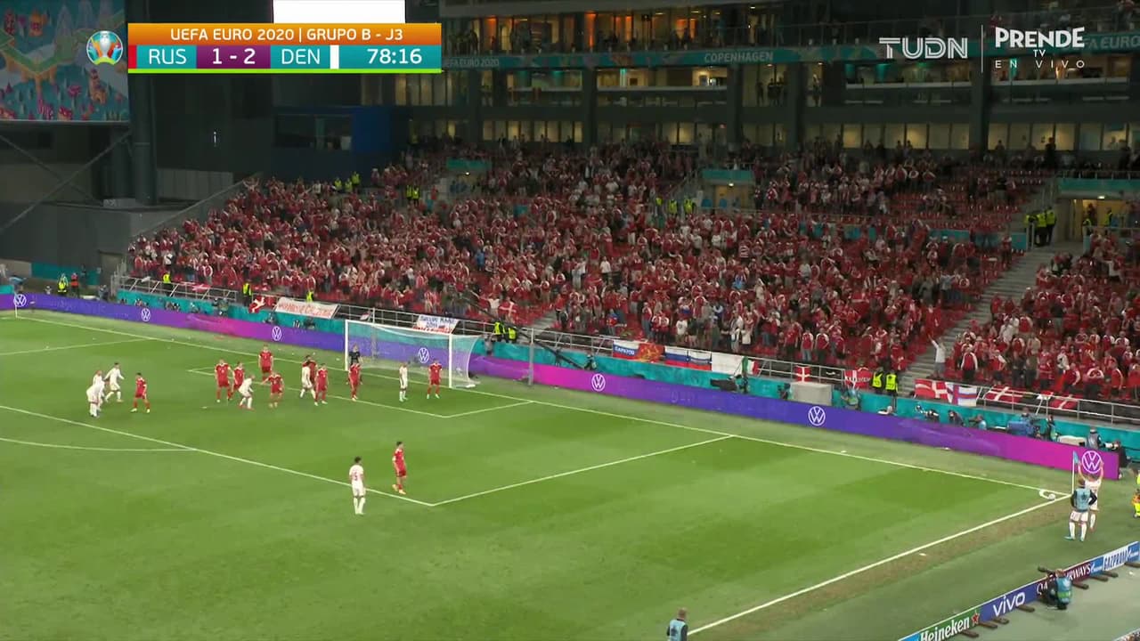 ¡TIRO ATAJADO! disparo por Andreas Christensen.