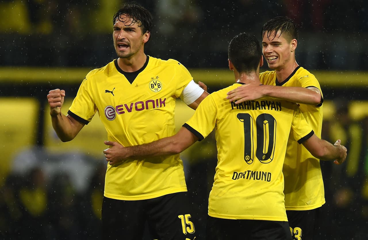 Dortmund y Athletic avanzan en Liga Europa