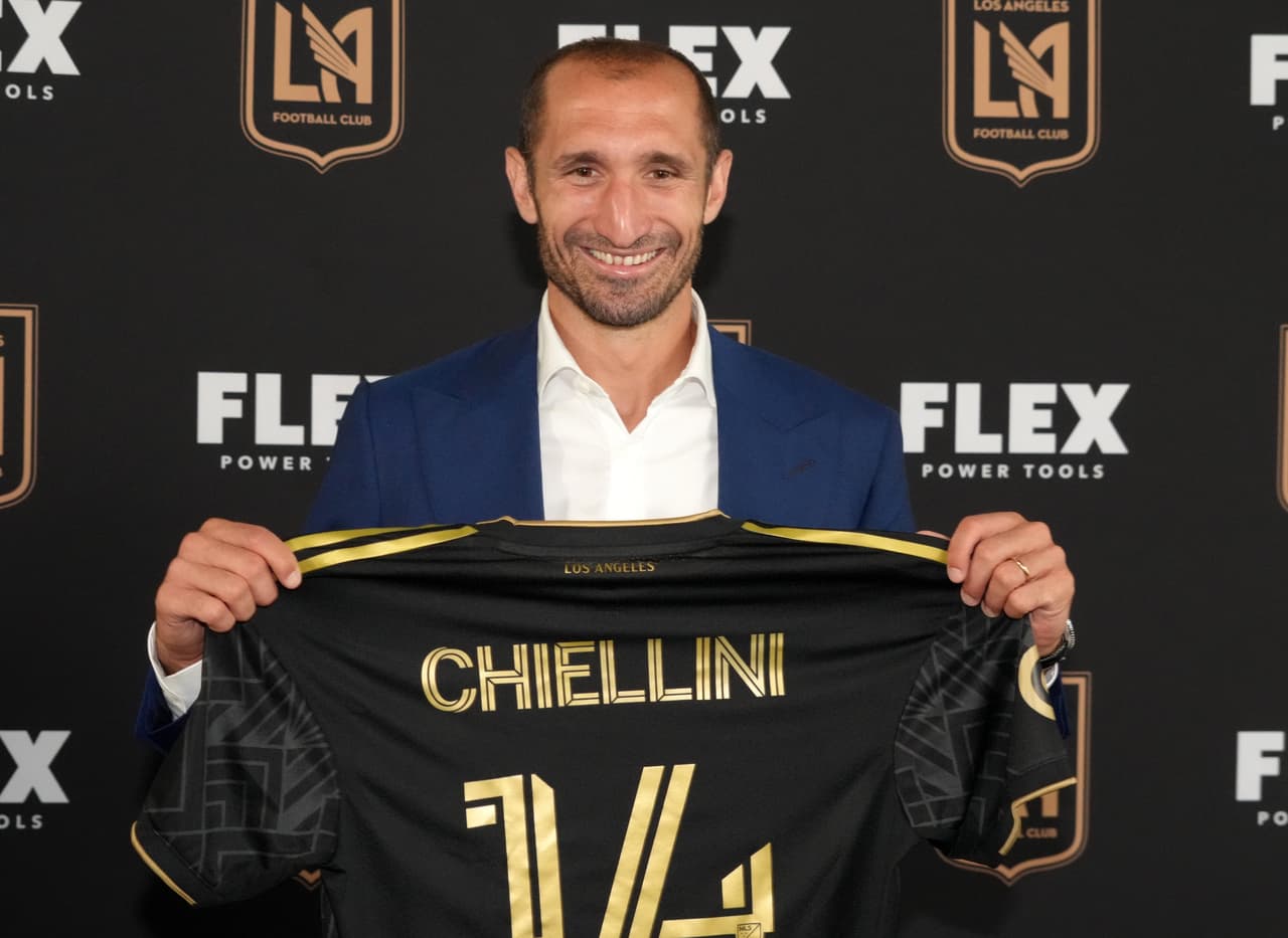 <i><b>82 - GIORGIO CHIELLINI: </b></i>el segundo en la lista es el veteranísimo defensor central italiano, quien terminó alzando la MLS Cup 2022 con sus compañeros en LAFC.