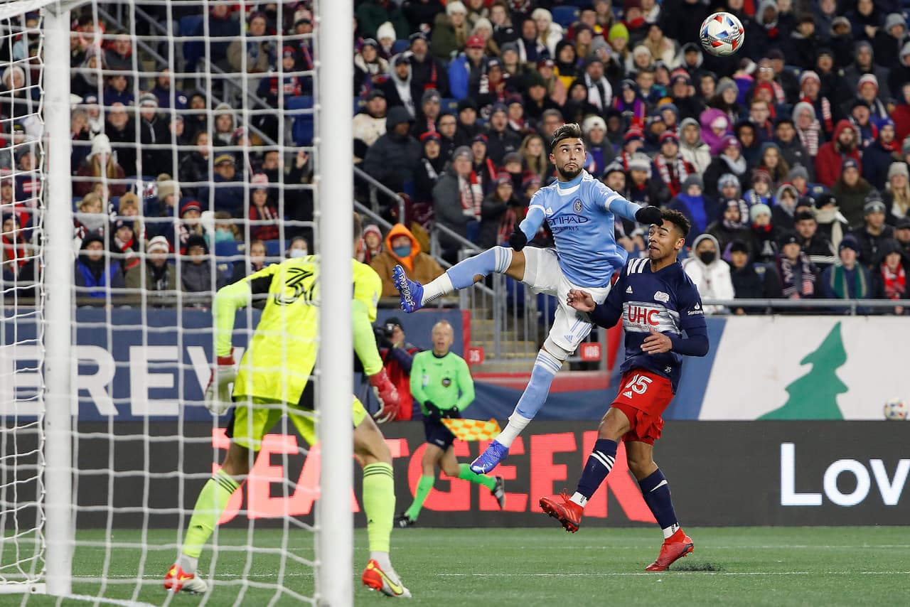 Épica batalla invernal le dio vida a la rivalidad New York vs New England versión MLS