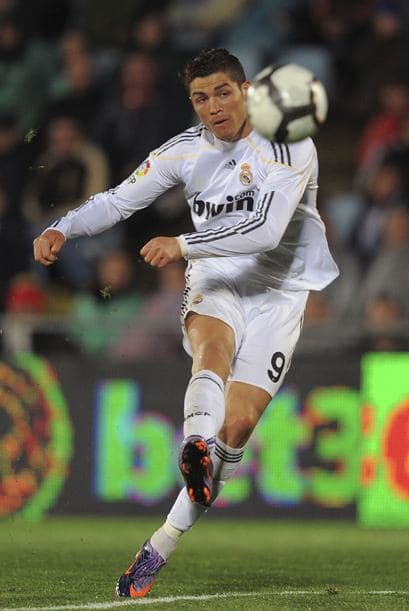 Así llegó el primero con un gran toque de Cristiano Ronaldo en un tiro libre.