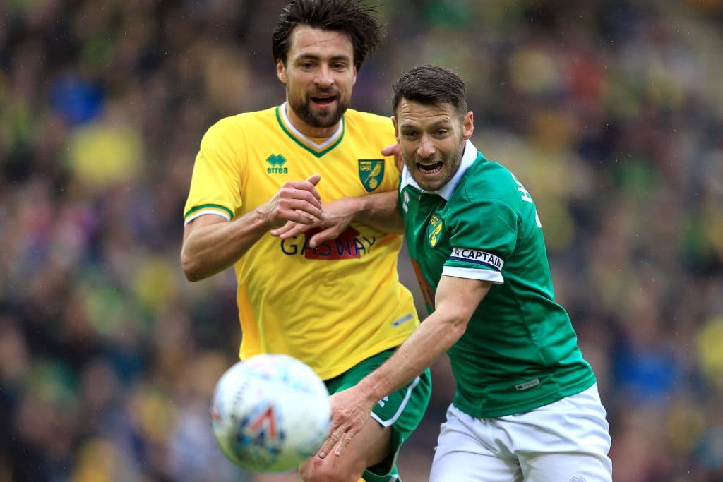 Así festejaron los futbolistas, aficionados, y todos los involucrados con el Norwich City en el desfile realizado en la ciudad de Norwich, en Norfolk, Inglaterra, donde celebraron el título obtenido en The Championship y su regreso a la Premier League para 2019-20. Incluso jugaron en el estadio Carrow Road un interescuadras para deleitar a la afición.