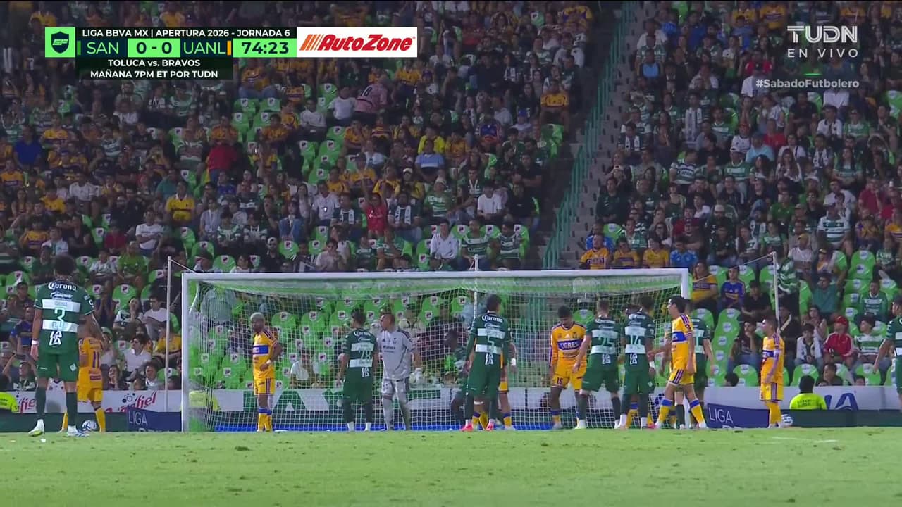 ¡TIRO ATAJADO! disparo por Ricardo Monreal.