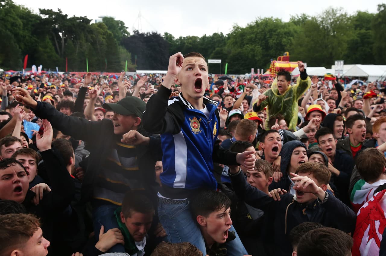 Las zonas de aficionados para deleite de los apasionados al fútbol.