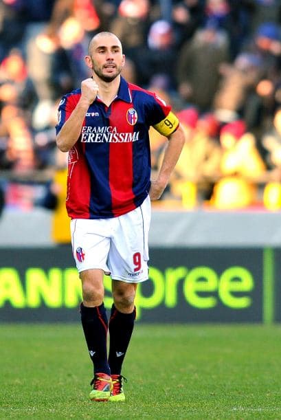 Y faltaba un gol más de Di Vaio, para que Bolonia se impusiera por 3-1.