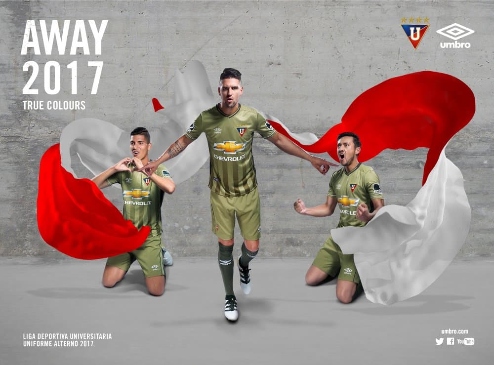 Liga de Quito - Tercer uniforme (Umbro)