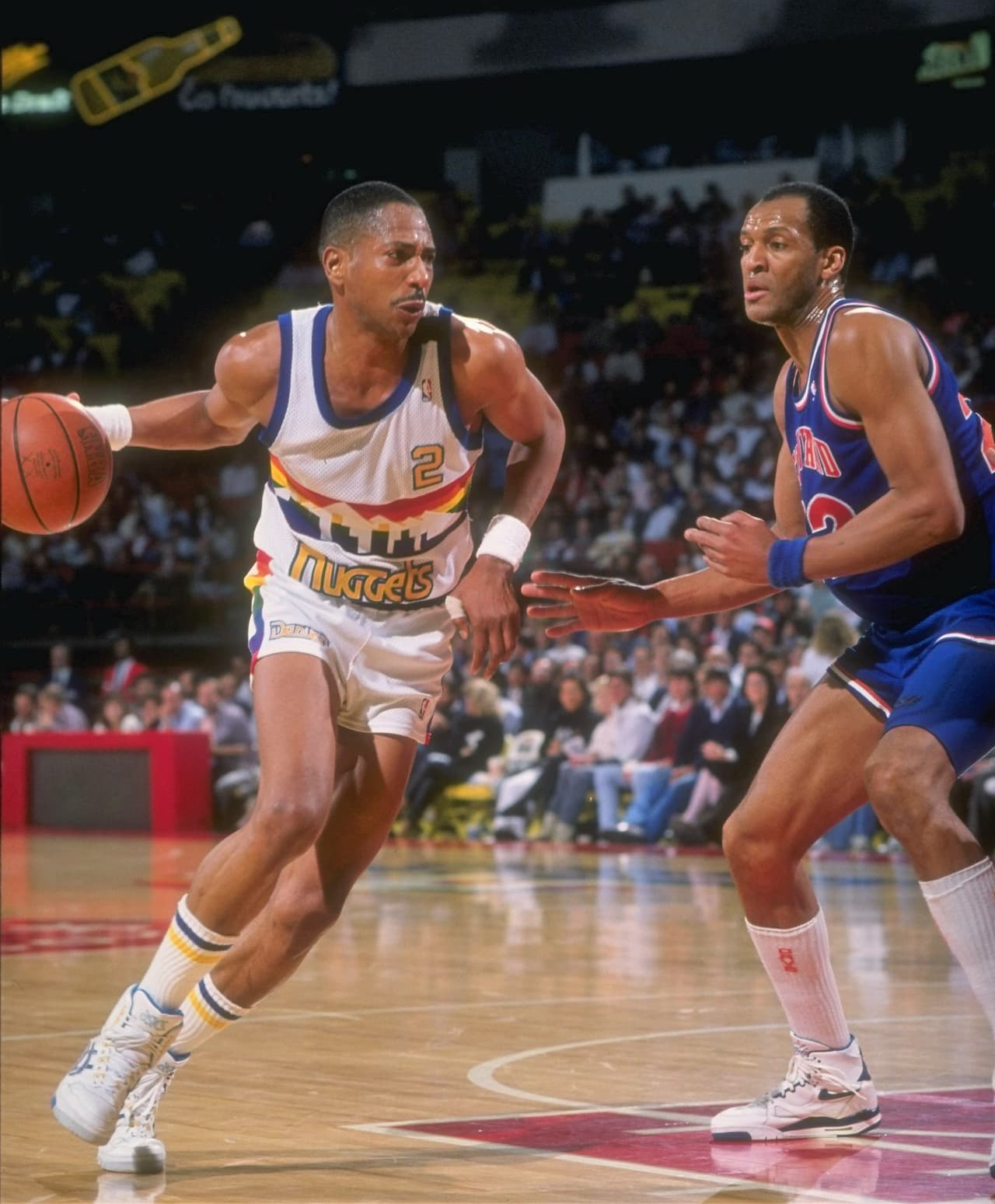 <b>Denver Nuggets: Alex English</b>. Uno de los anotadores más prolíficos en la historia de la NBA y quizá más subestimados. Es líder histórico de Denver en puntos (21645), juegos (837) y minutos (29,893).