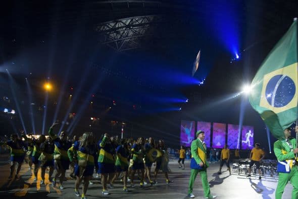 Los XVII Juegos Panamericanos quedaron inaugurados con una espectacular ceremonia y el desfila de las 41 naciones que participaran en Toronto, Canadá.