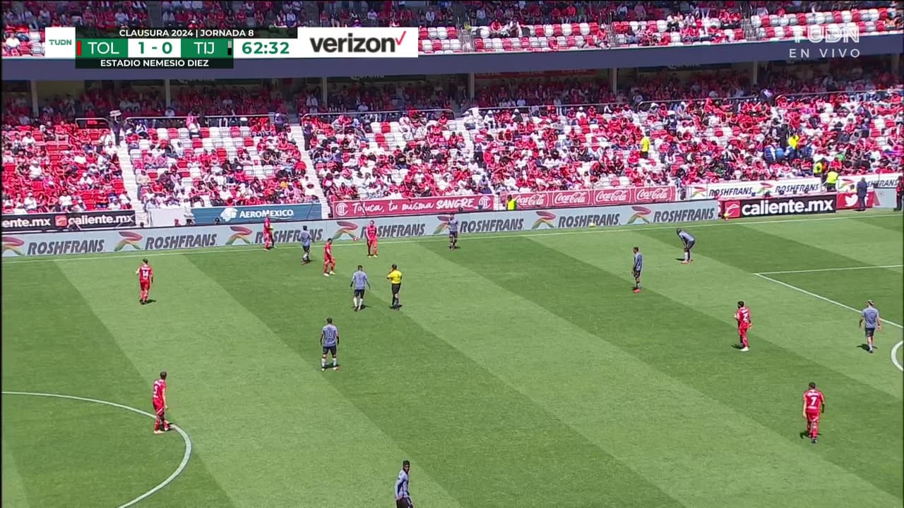 ¡GOOOL! Jean Meneses anota para Toluca.