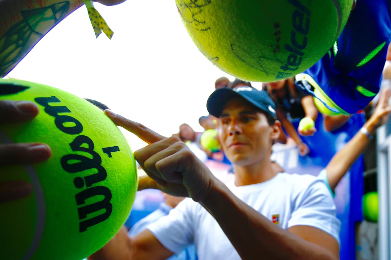 Se esperaba por la tarde la presencia del ganador de 17 Grand Slams por la tarde para entrenar pero no se presentó, aunque sí estuvo para darle gusto a sus aficionados de todas las edades.