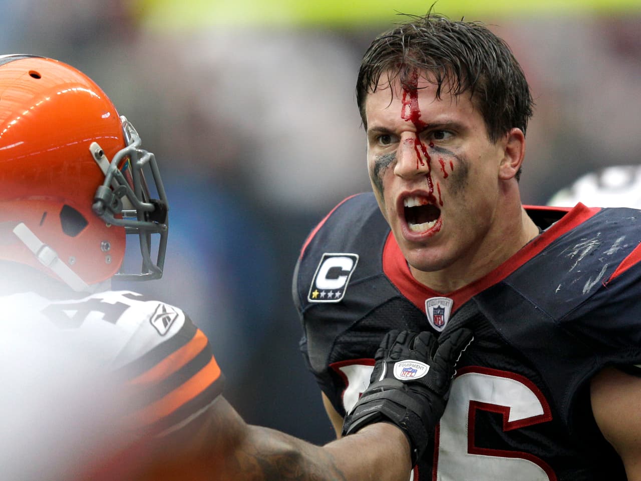 NFL suspende 10 partidos a Brian Cushing de los Texans