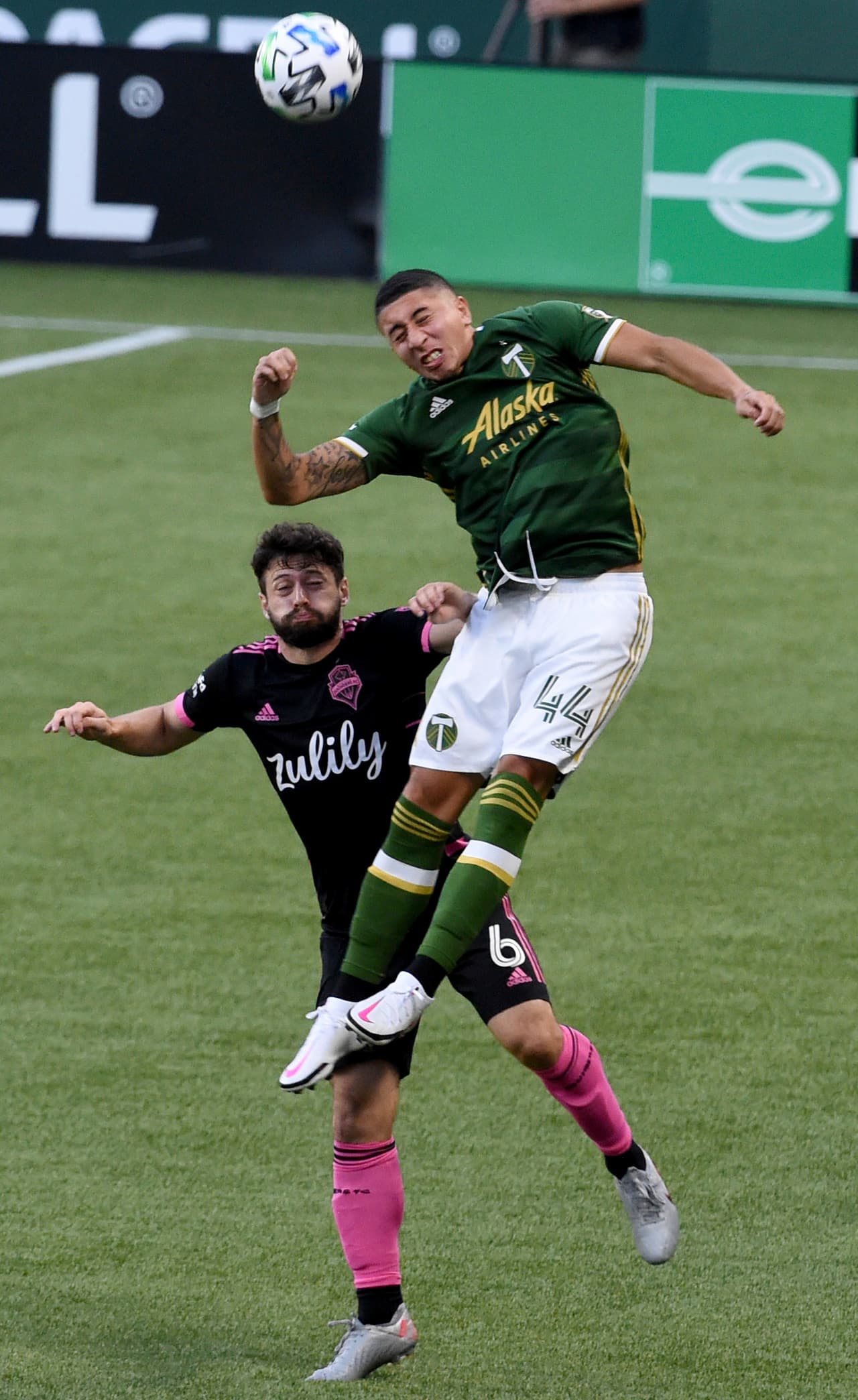 Raúl Ruidiaz y Jordan Morris se encargan de marcar para darle tres importantes puntos al Seattle Sounders .