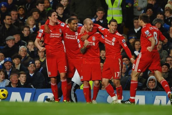 Y el portugués Fernando Meireles fue la figura tras marcar el gol de la victoria en los últimos minutos.