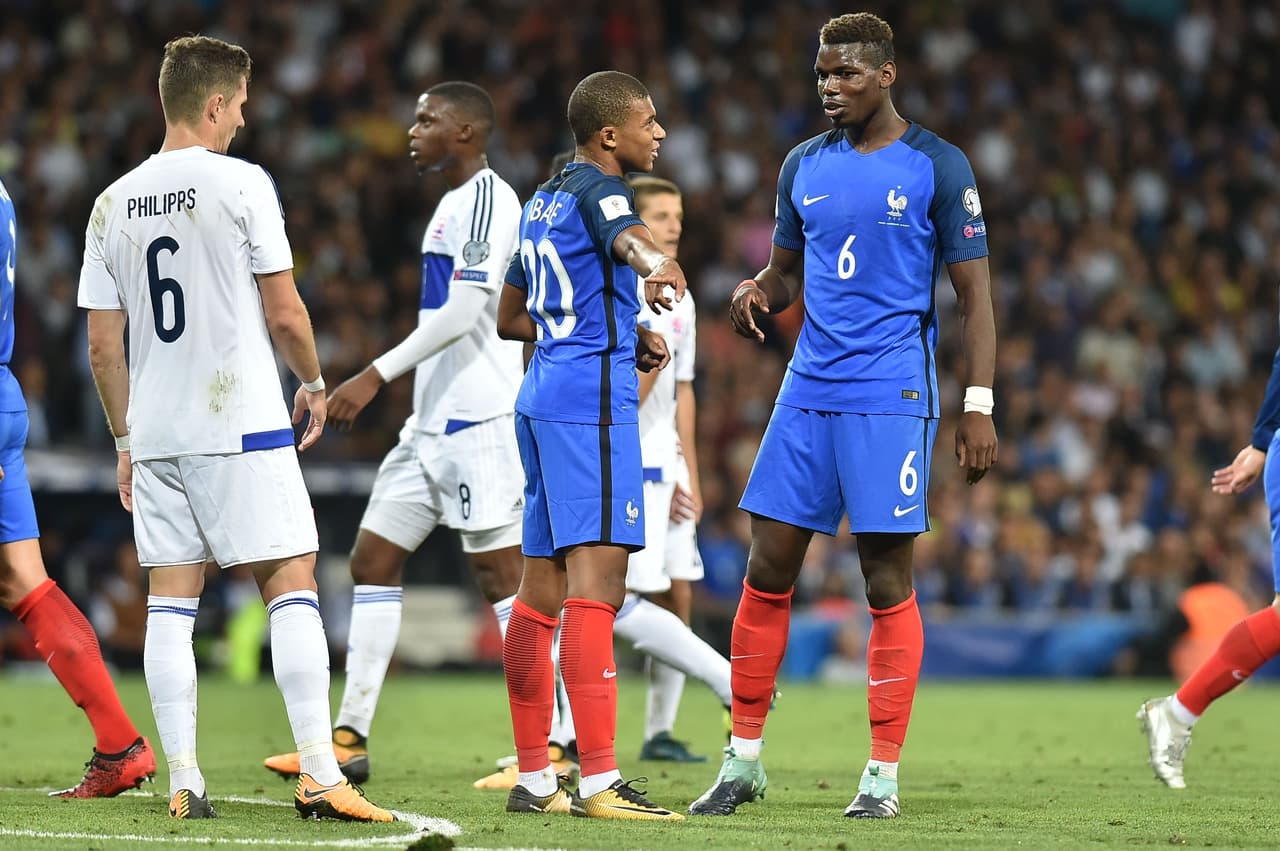Mbappé le reclamó a Pogba un exceso de protagonismo.