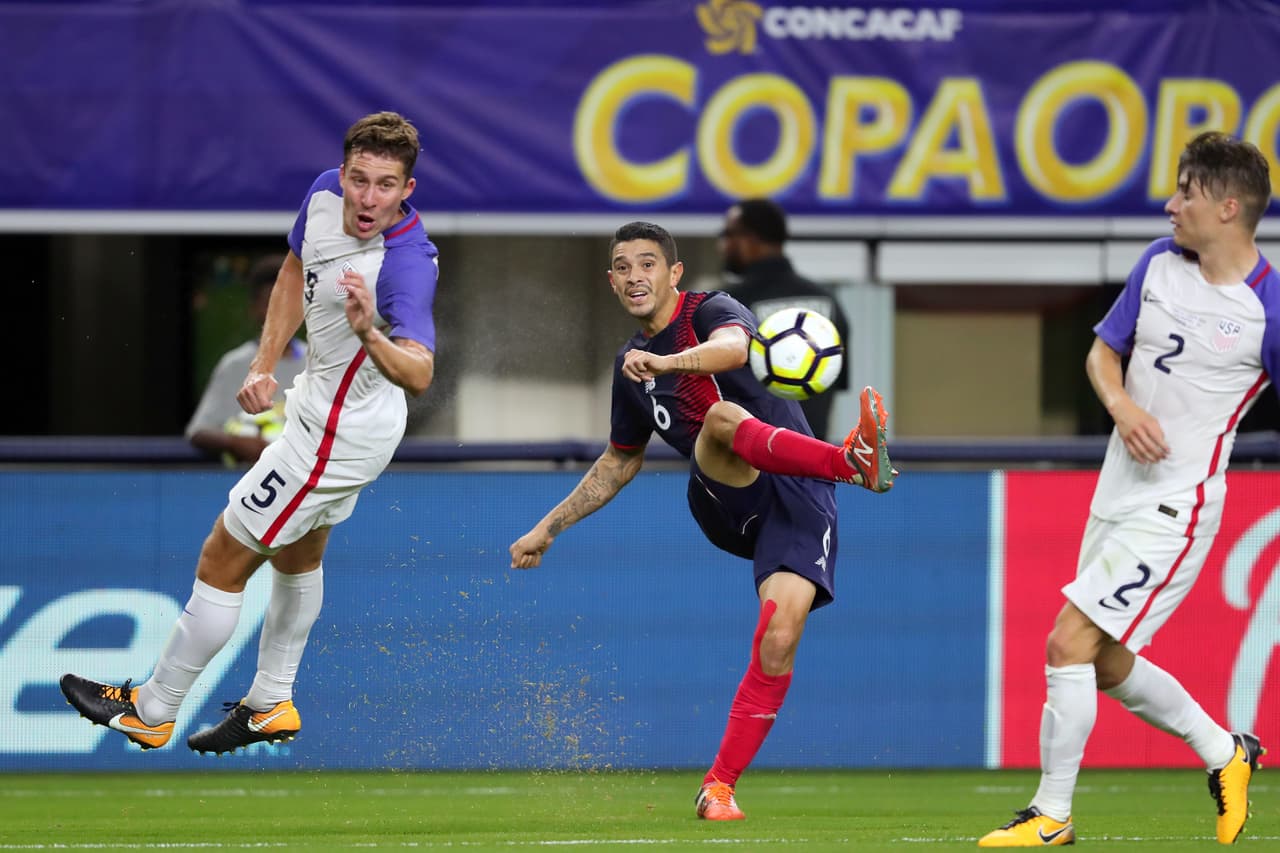 El dominio del balón fue ampliamente dominado por los Estados Unidos quienes lo controlaron durante el 59% del encuentro.