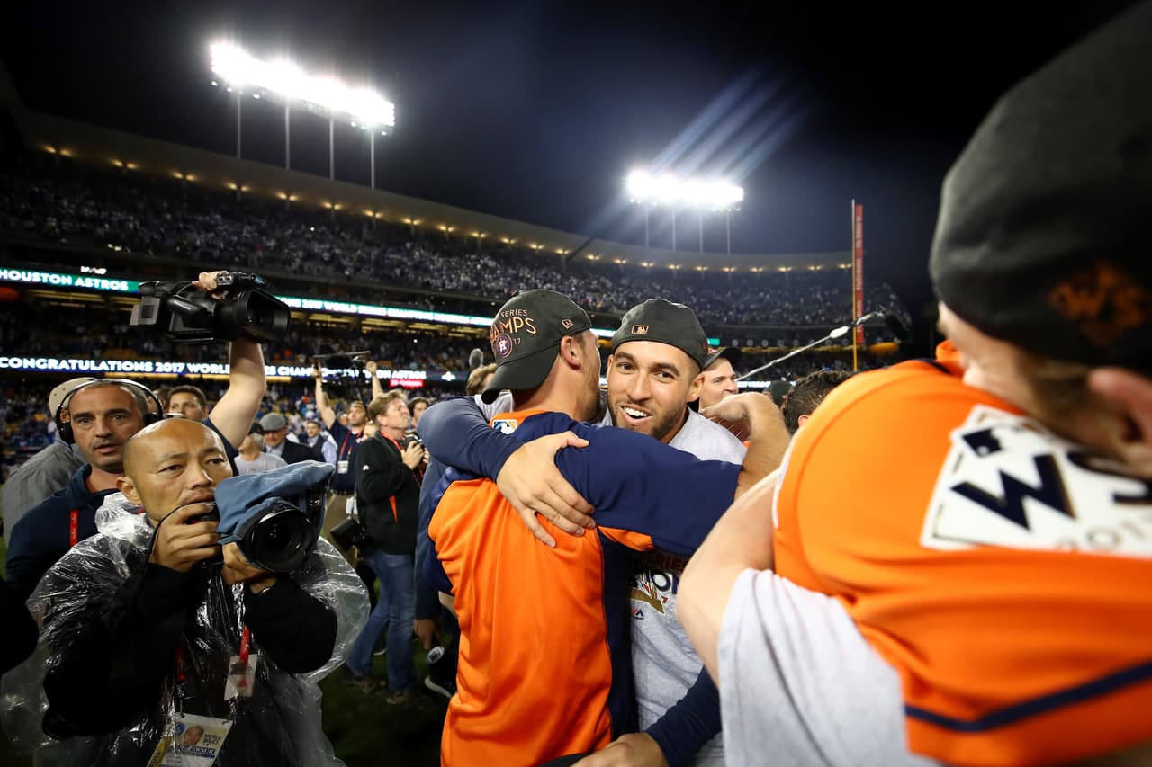 George Springer gana el Premio a Jugador más Valioso de la Serie Mundial 2017
