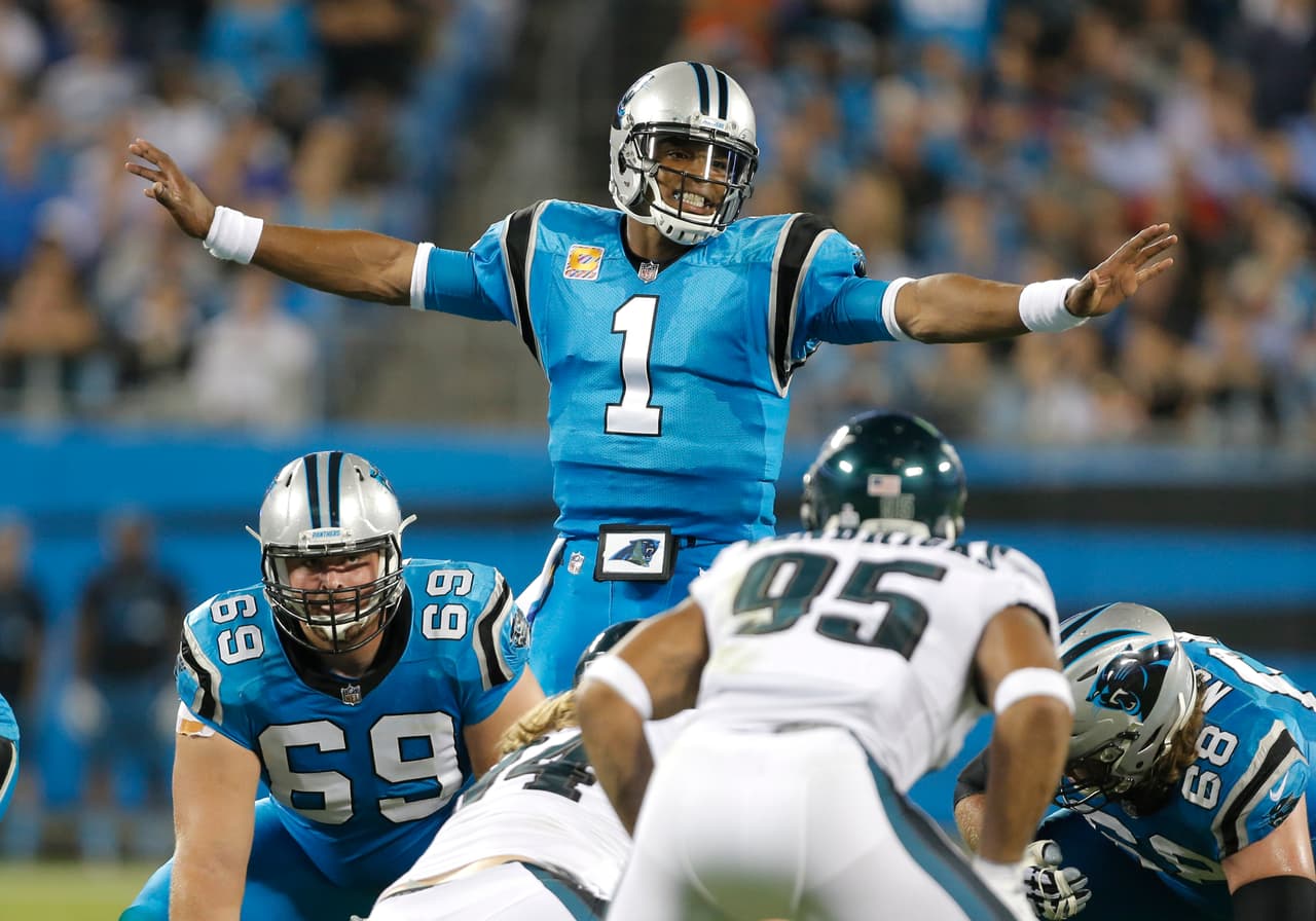 El quarterback de Carolina tuvo una última oportunidad de ganar el encuentro en el último
<i>drive</i> -perdiendo por cinco puntos con dos minutos en el reloj- pero siguió tomando malas decisiones y erró un pase claro en 4ª & 1 para sentenciar la derrota.