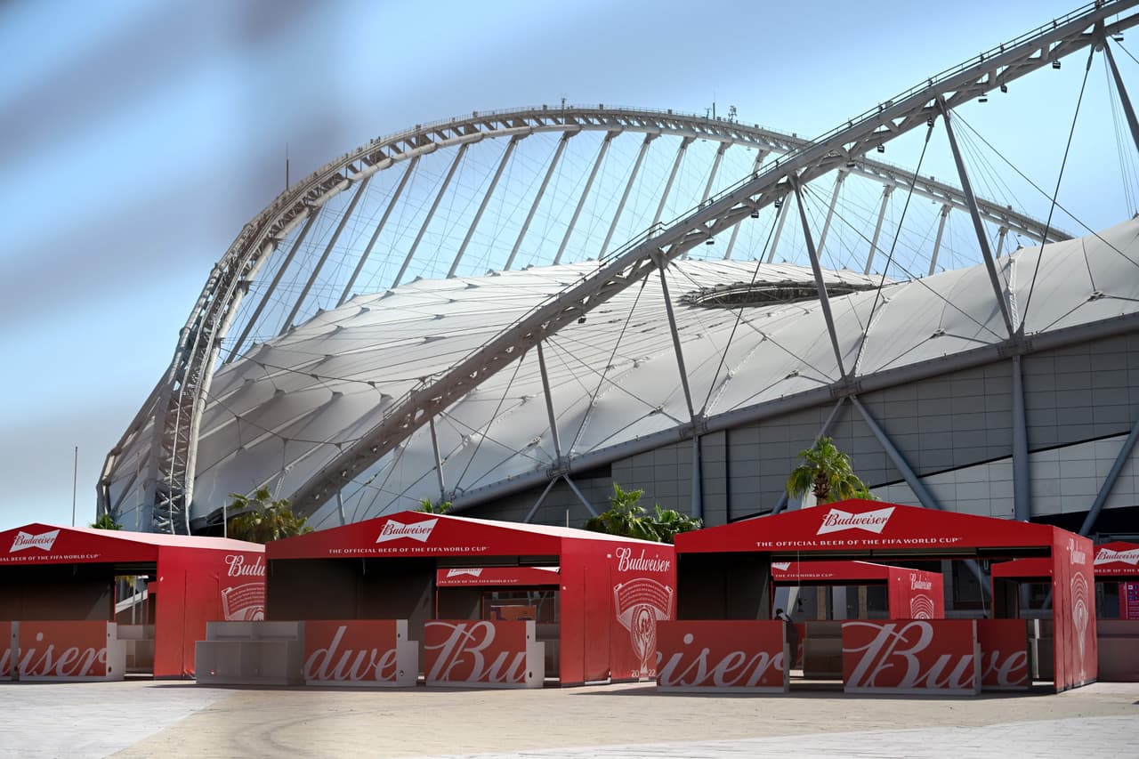 Prohíben venta de cerveza en estadios a dos días del inicio de Qatar 2022