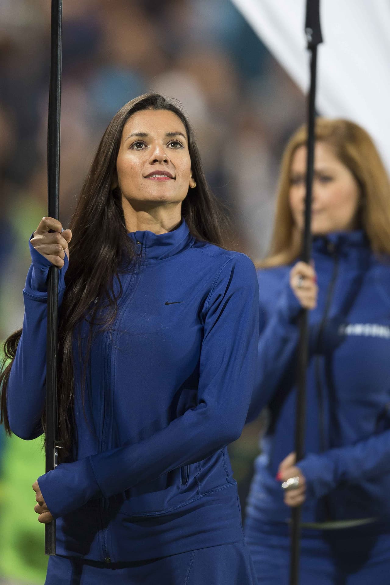 La belleza de las porristas en la fecha 16