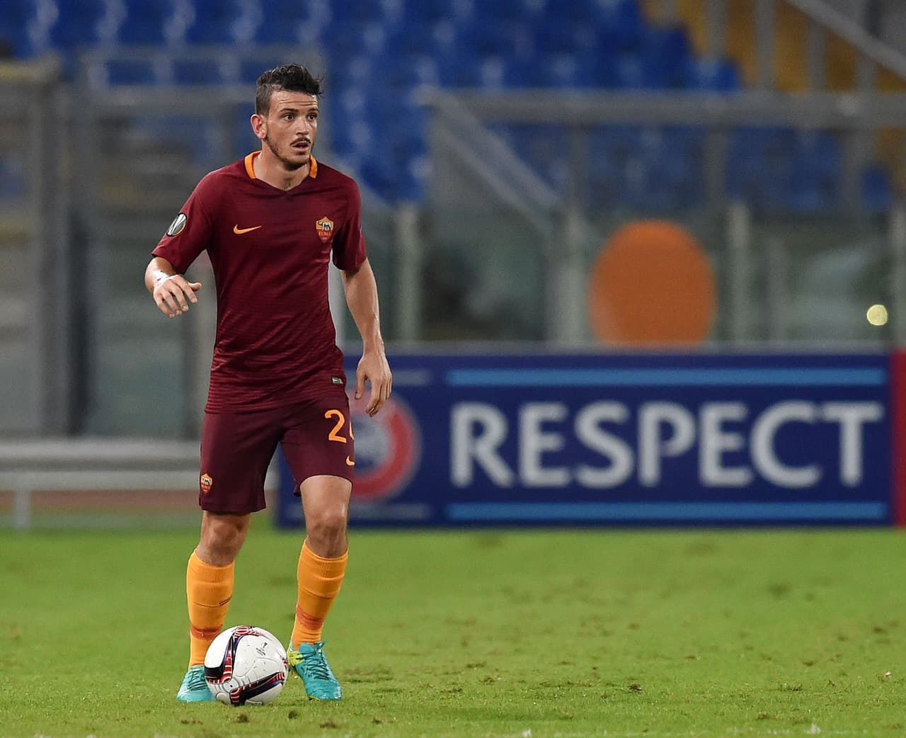 Alessandro Florenzi le metió un gol de 70 metros al Barcelona en la Champions 2015-2016. Es un jugador ideal para ser el nuevo Dani Alves.