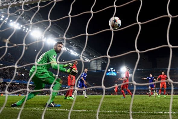 El gol parecía dictar sentencia pues quedaban pocos minutos para que el PSG reaccionara con un hombre menos.